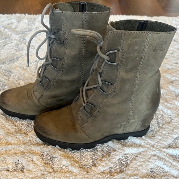 Sorel Shoes - Sorel Joan of Arctic ll Women's Lace-Up Wedge Boots